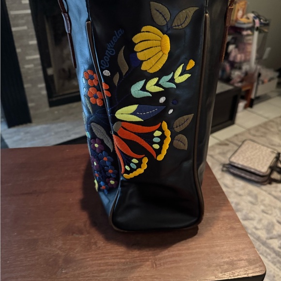 Consuela Navy Blue LEATHER RARE Classic Tote Beautiful Embroidery - Picture 5 of 15